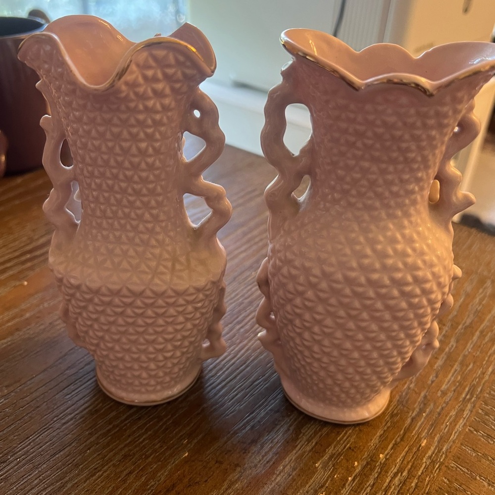 Vintage Elegant Pink Ceramic Vases - Picture 2 of 3